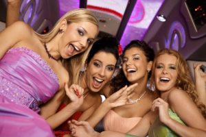 Bachelorette-Parties-in-limos